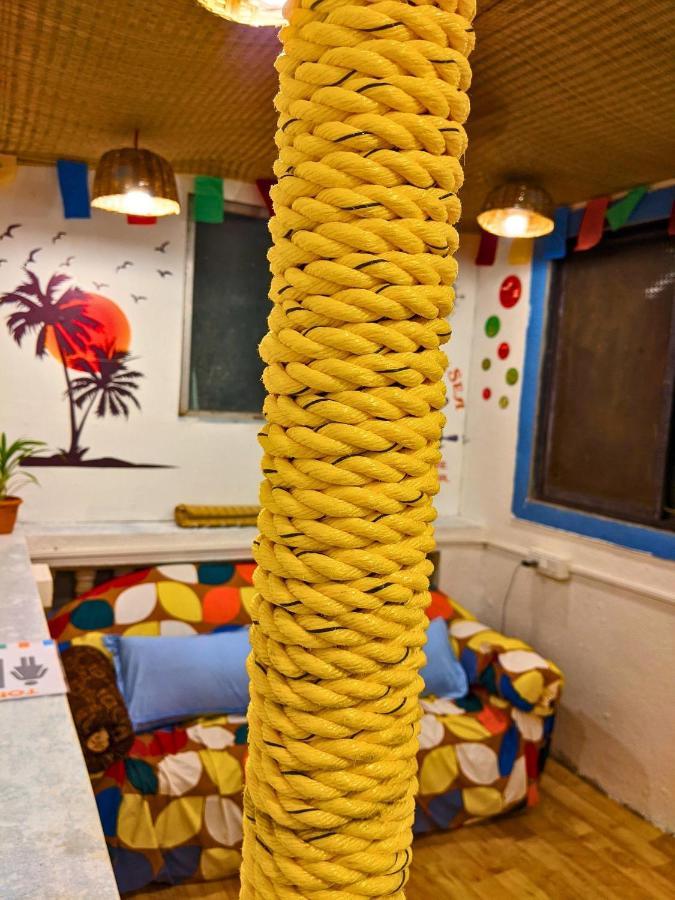 Awaara Backpackers Hostel, آليباغ المظهر الخارجي الصورة
