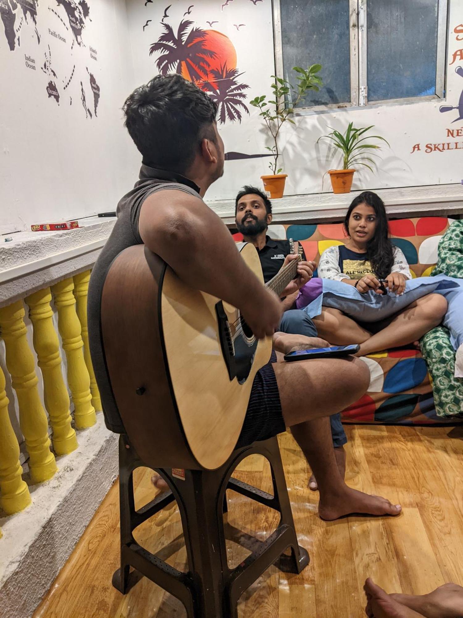 Awaara Backpackers Hostel, آليباغ المظهر الخارجي الصورة