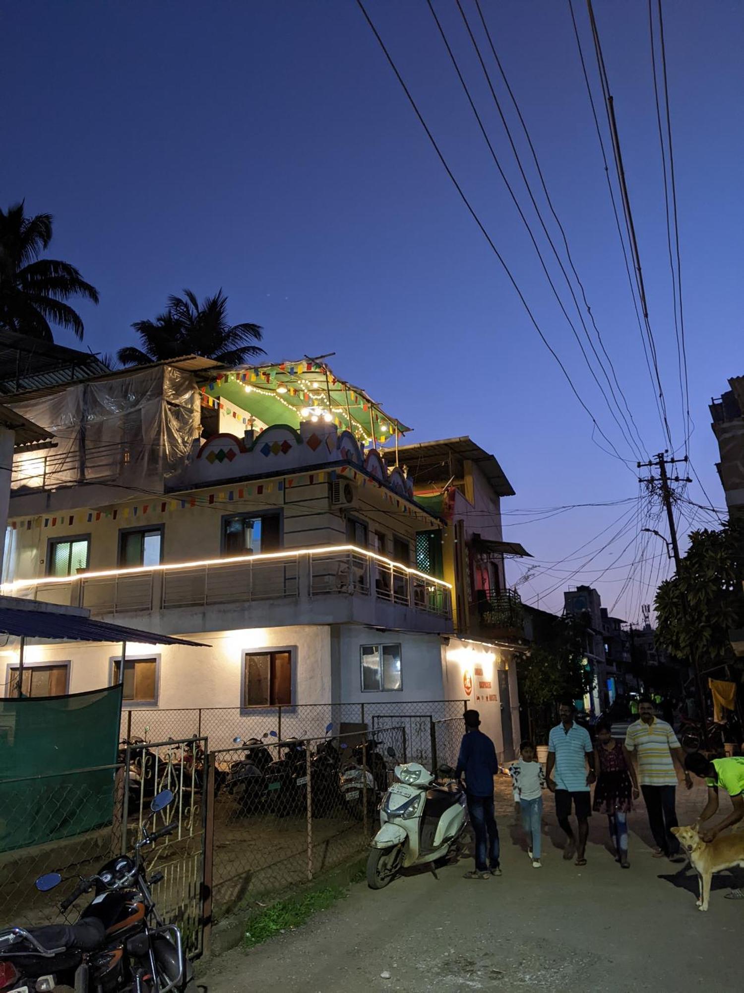 Awaara Backpackers Hostel, آليباغ المظهر الخارجي الصورة